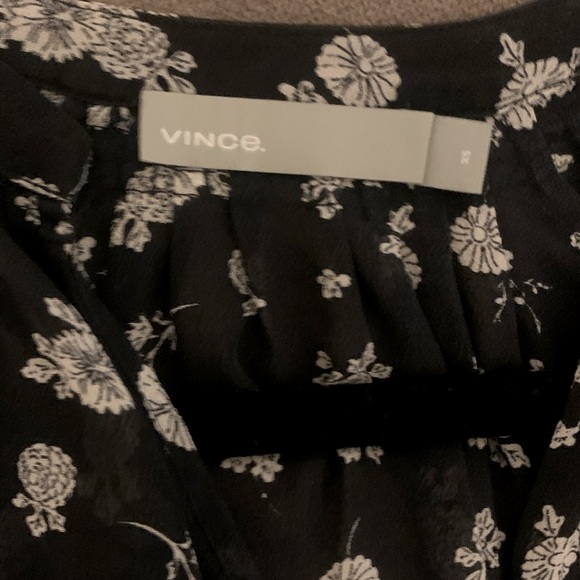Vince silk blouse, size XS. NWOT (never worn). Black and white floral, sheer. - Picture 3 of 3